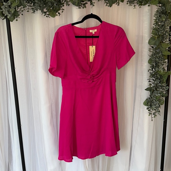 NWT Gilli Pink Mini Dress - Picture 1 of 4
